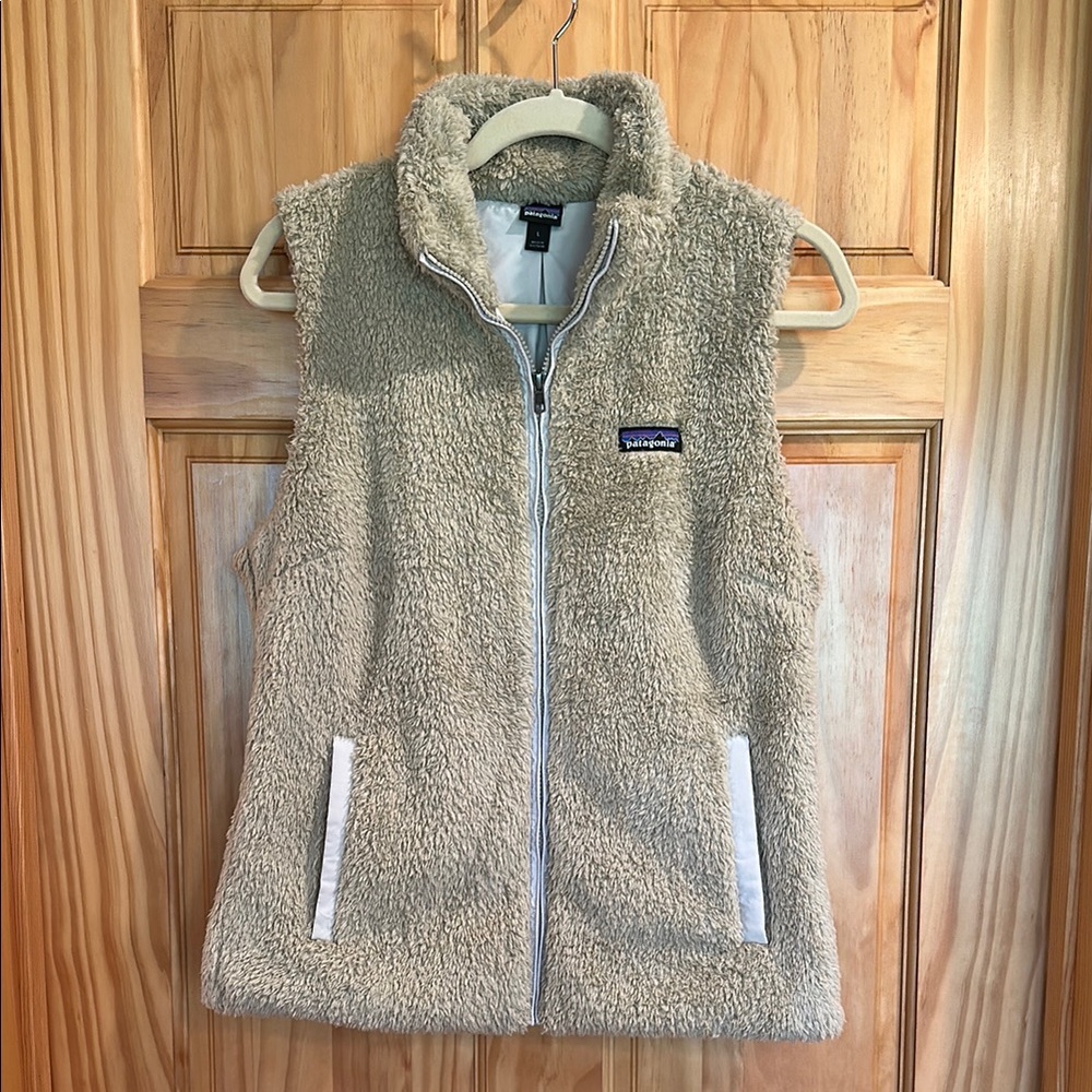 Patagonia Beige Fleece Vest